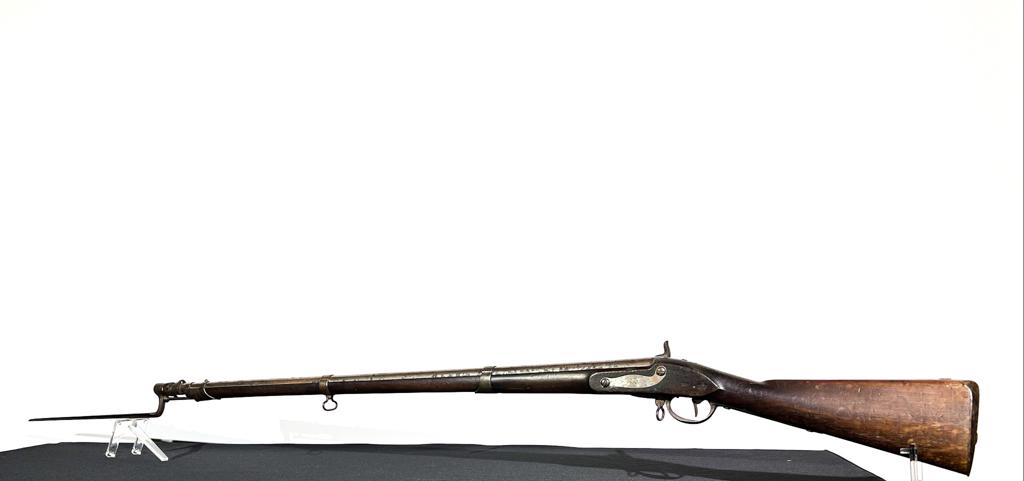 (19th C) NEW HAVEN PERCUSSION CAP MUSKET w BAYONET: Marked "N.Haven" and hallmarked with "e" and "p". Bayonet marked "3490 r" and "2 BIG 57". "ER" Initials carved into gun. 76 3/8 inch length (with bayonet). Condition: Expected wear for age. Difficulty