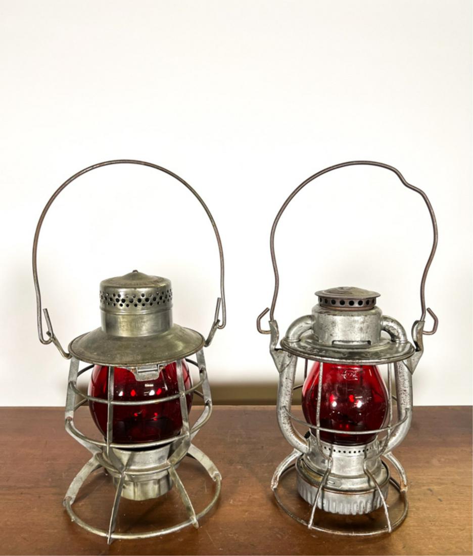 (1) NY CENTRAL (1)BOSTON & MAINE RAILROAD LANTERNS (1 of 9)