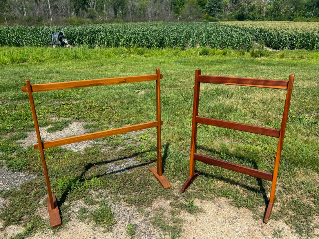 (2) NICE QUALITY VINTAGE MAPLE DRYING RACKS (1 of 5)