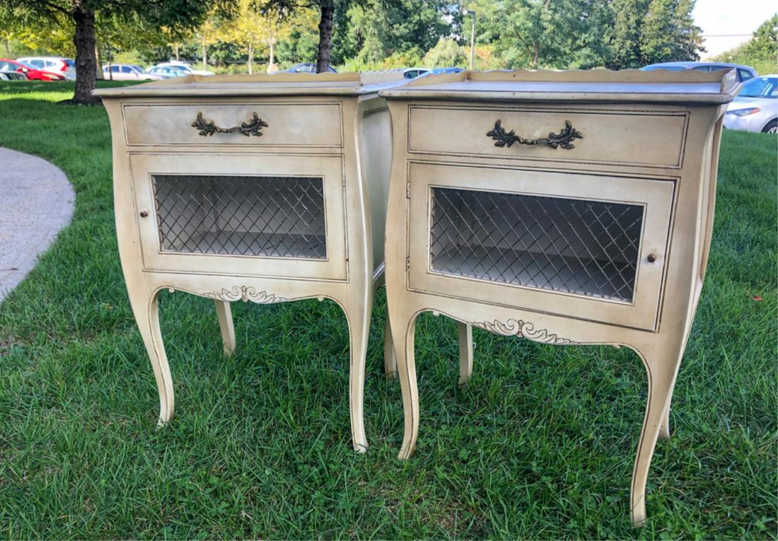 PAIR OF LOUIS XV STYLE PAINTED NIGHTSTANDS (1 of 9)