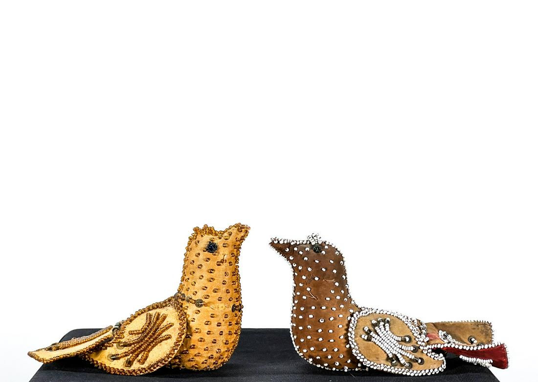 (2) EARLY (20thc) NATIVE AMERICAN BEADWORK BIRDS (1 of 11)