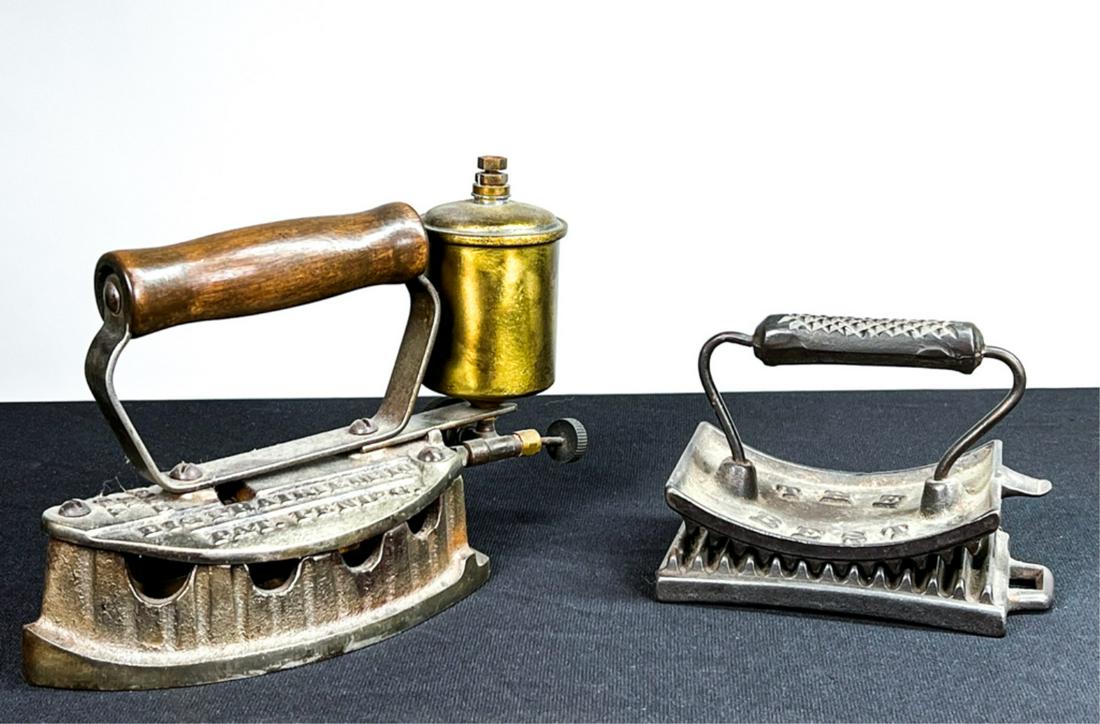 MODEL C MONITOR STEAM IRON & "THE BEST" CRIMPER (1 of 9)