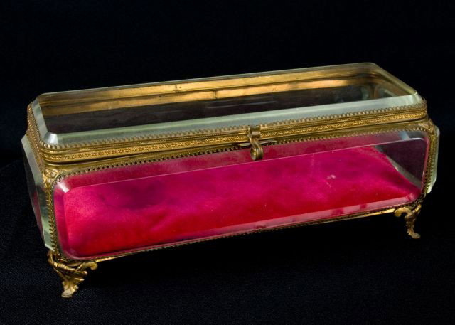 Early 20th c. crystal and brass dresser box: with bevel edge glass, 4"h x 10"w x 4"d
