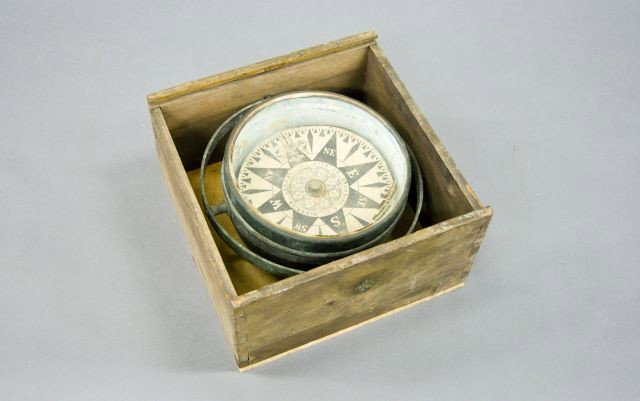 19th century Spencer & Browning Minories, London: dry card cased compass