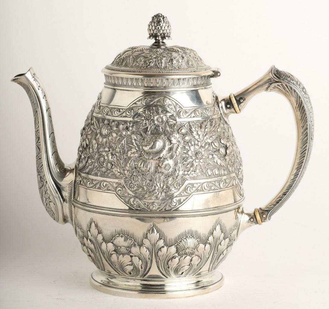 TIFFANY & CO (UNION SQUARE) STERLING SILVER TEAPOT (1 of 20)