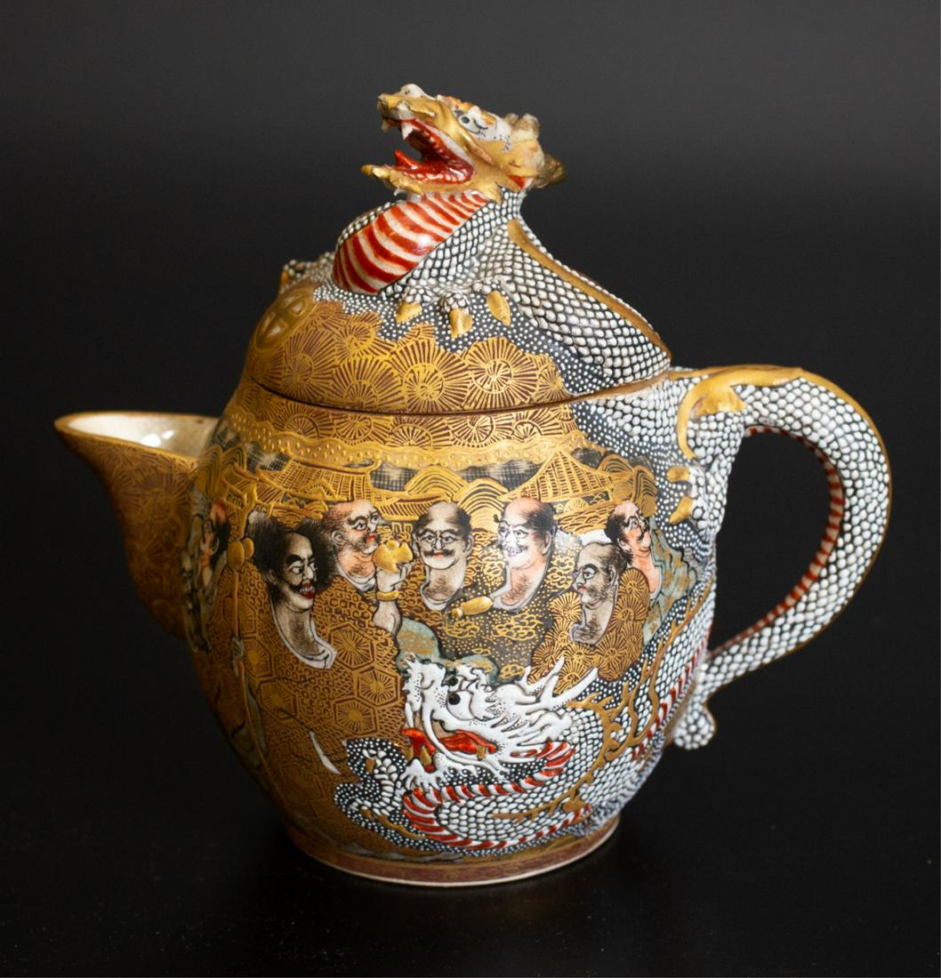 (19th c) JAPANESE MORIANGI SATSUMA TEAPOT (1 of 7)