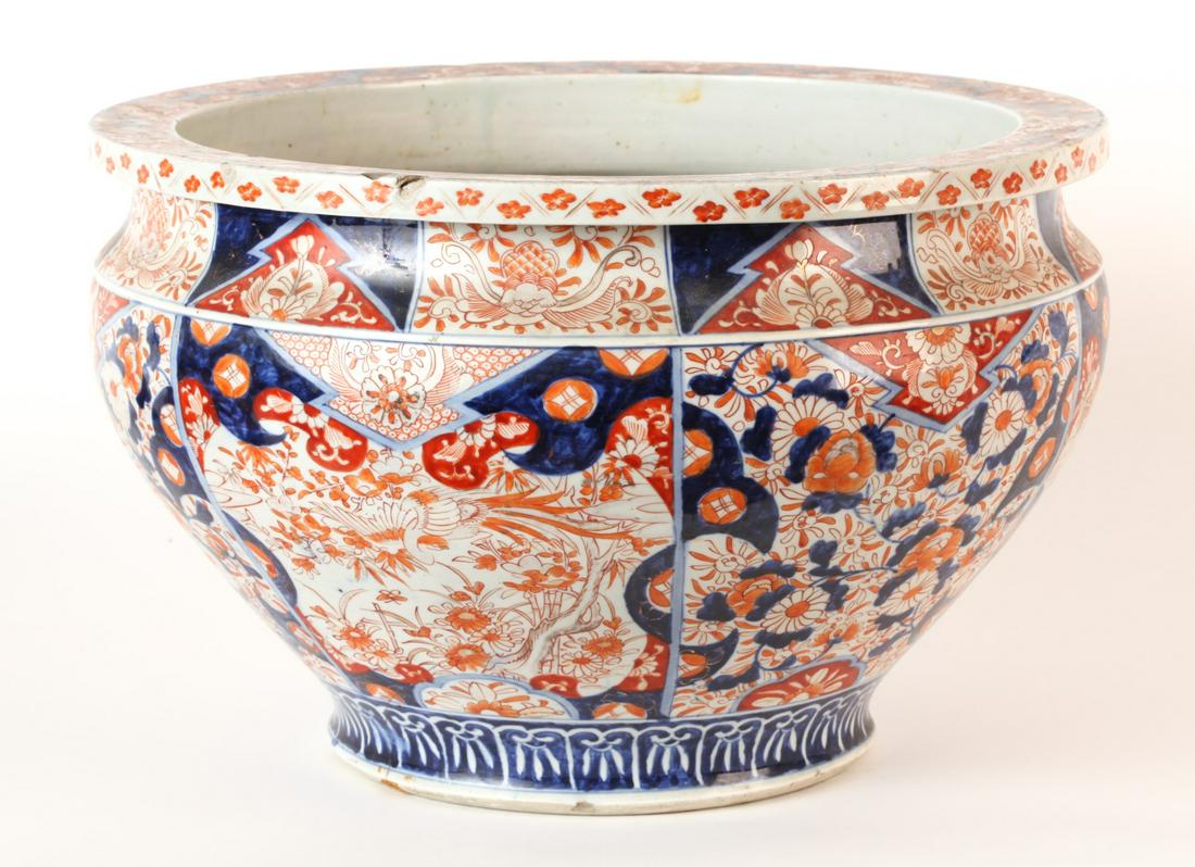 LARGE (19thc) JAPANESE IMARI PORCELAIN JARDINIERE (1 of 11)