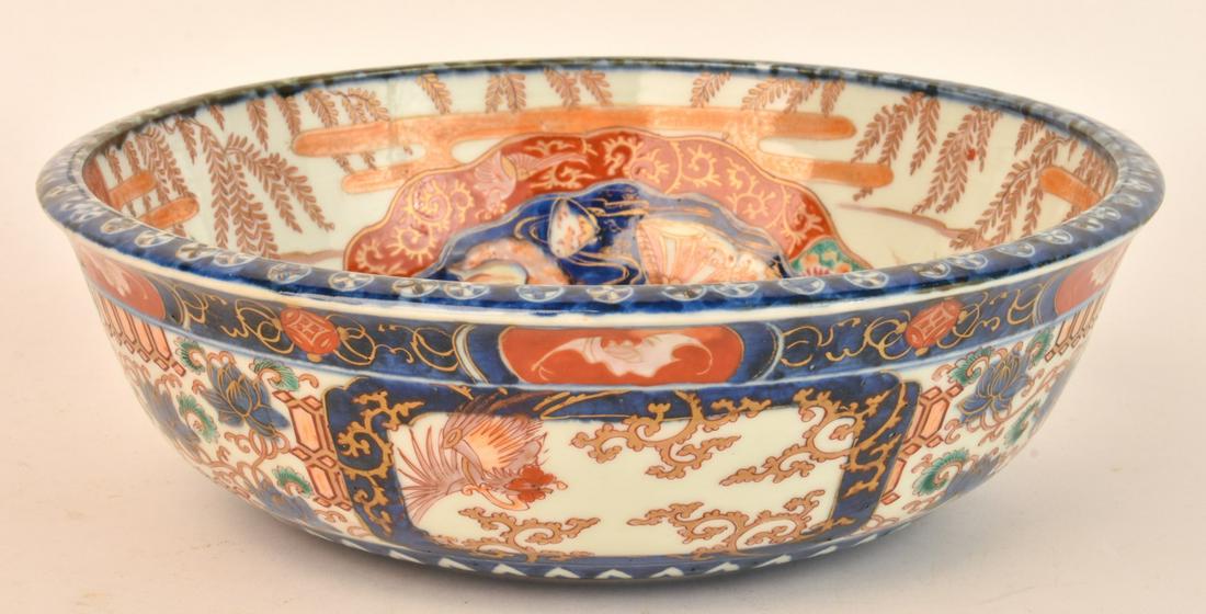 (19th / 20th c) SIGNED JAPANESE PORCELAIN BOWL (1 of 11)