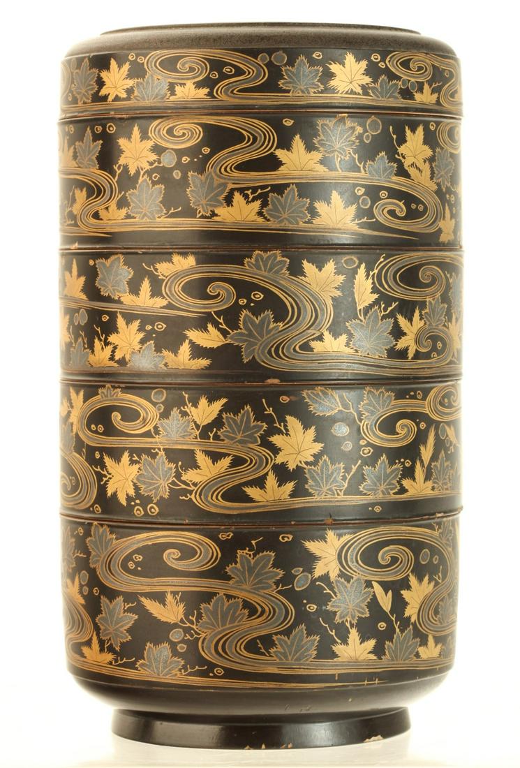ROUND JAPANESE LACQUER (4) TIER BOX (1 of 15)