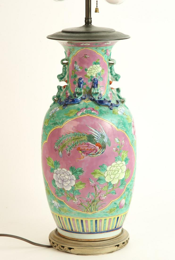 CHINESE PORCELAIN VASE with FOO DOGS & CHILONG (1 of 11)