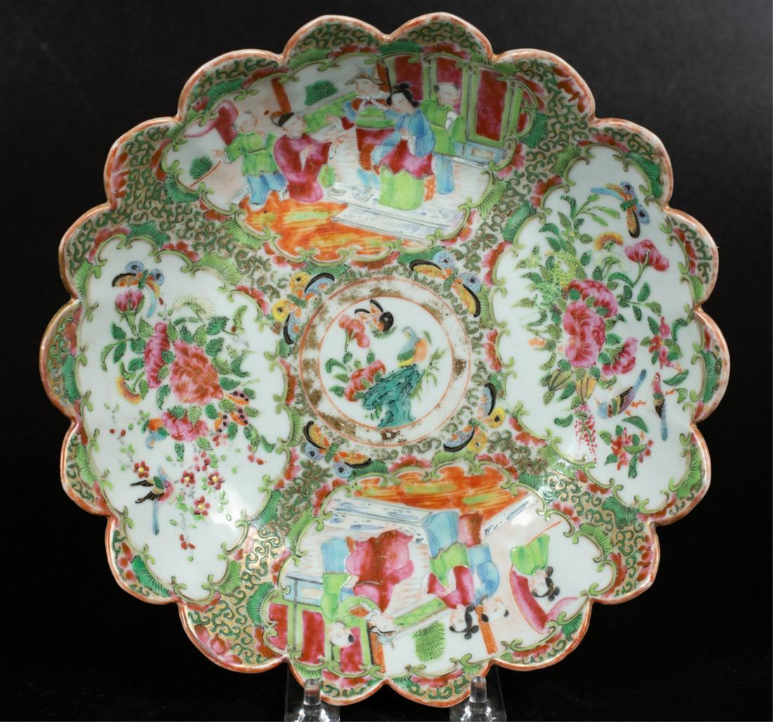 CHINESE ROSE MEDALLION LOW SCALLOPED RIM BOWL: 2 1/4 x 9 inches Condition: Good, pigment wear to center ring Temp No 6263
