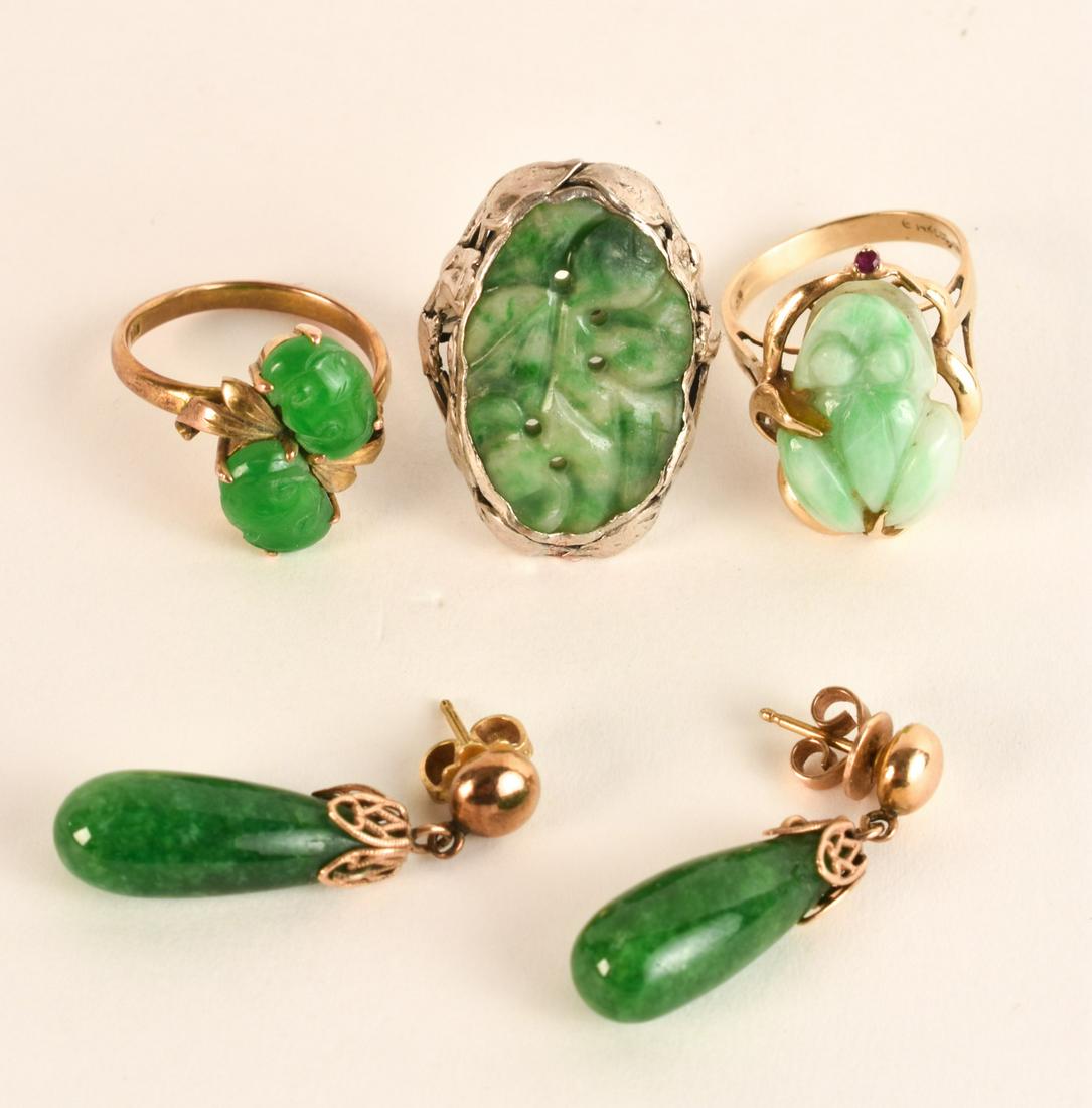 GROUPING OF CHINESE GOLD & JADE JEWELRY (1 of 13)