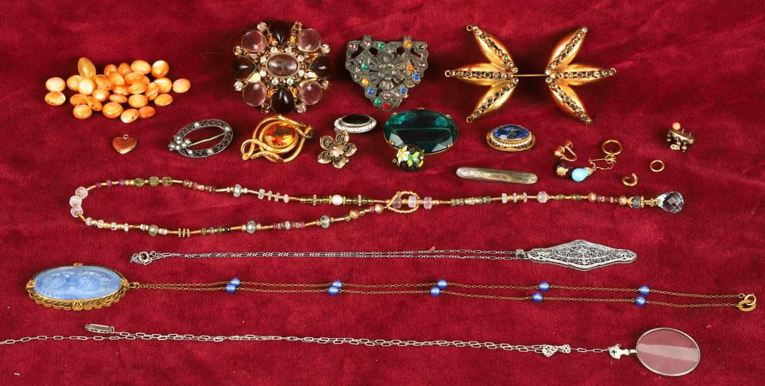 DISCOVERY LOT OF STONE SET JEWELRY (1 of 16)