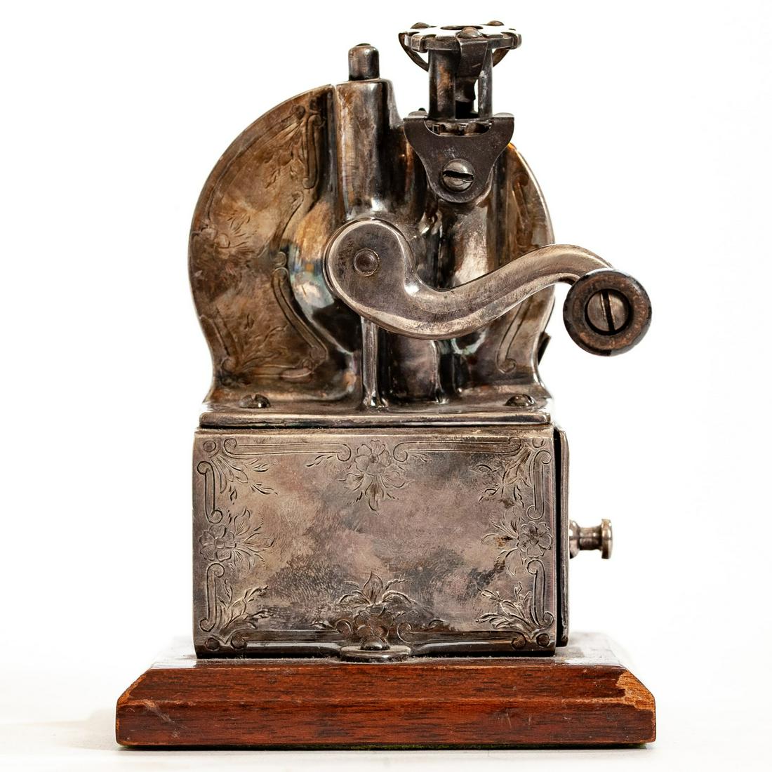ANTIQUE SILVER-PLATED PENCIL SHARPENER (1 of 8)