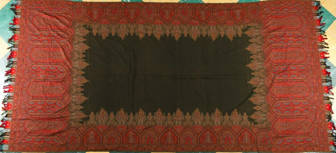 ANTIQUE PAISLEY SHAWL (1 of 6)