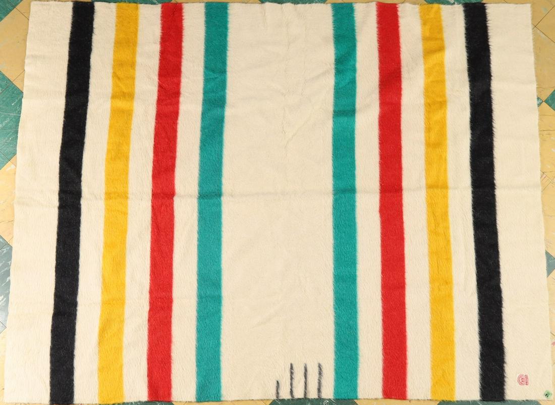 VTG. HUDSON'S BAY COMPANY (4) POINT WOOL BLANKET (1 of 7)