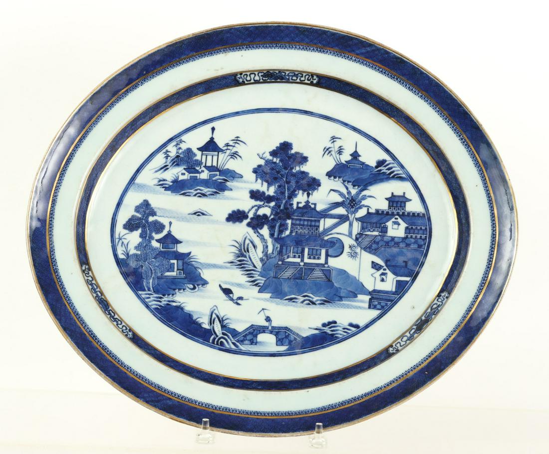 LARGE CHINESE EXPORT CANTON PLATTER with GILDING (1 of 9)