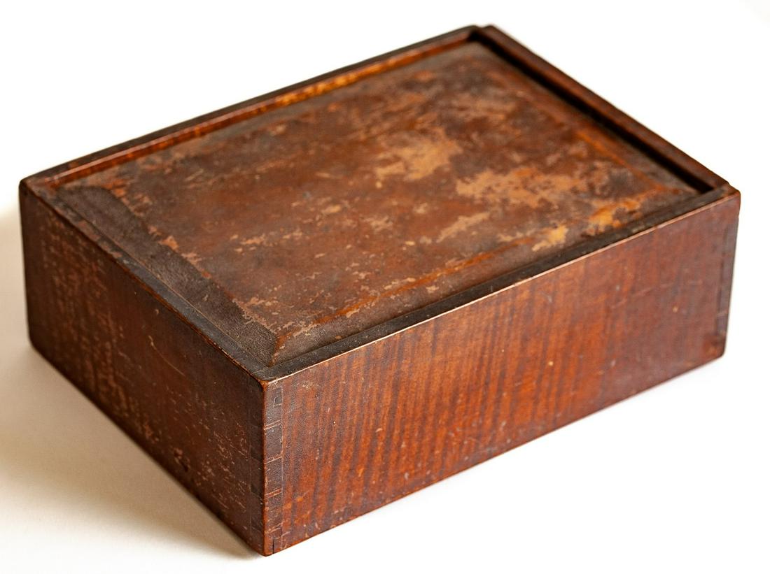 (19th c) TIGER & BIRDSEYE MAPLE BOX (1 of 8)