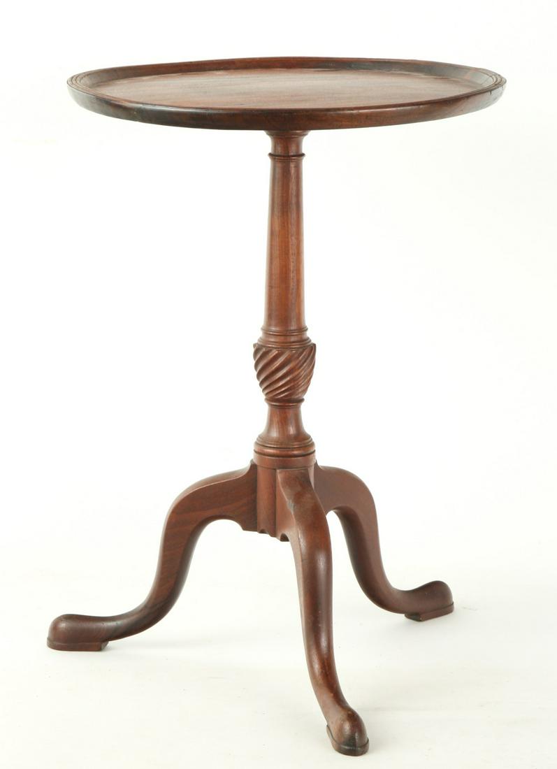 QUEEN ANNE DISH TOP CHERRY CANDLE STAND (1 of 9)