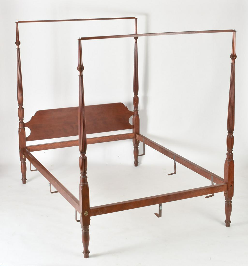 ELDRED WHEELER MAHOGANY CANOPY BED (1 of 8)