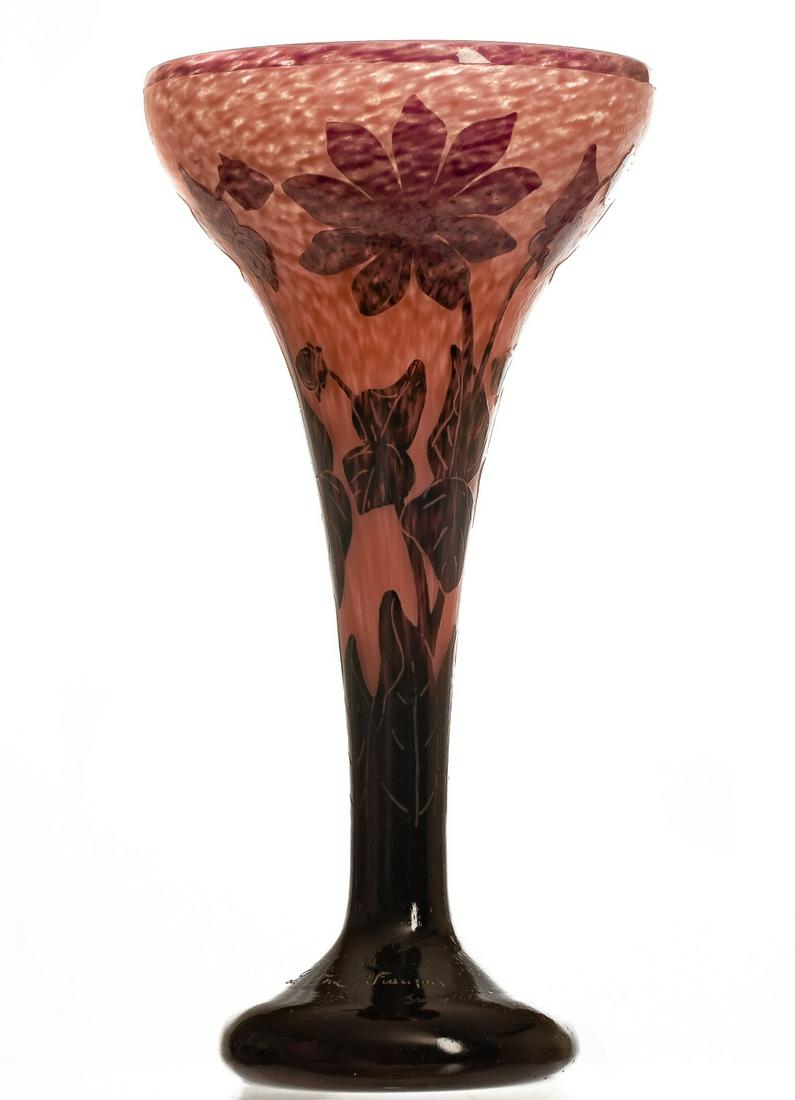 LARGE LA VERRE FRANCAIS CAMEO ART GLASS VASE (1 of 19)