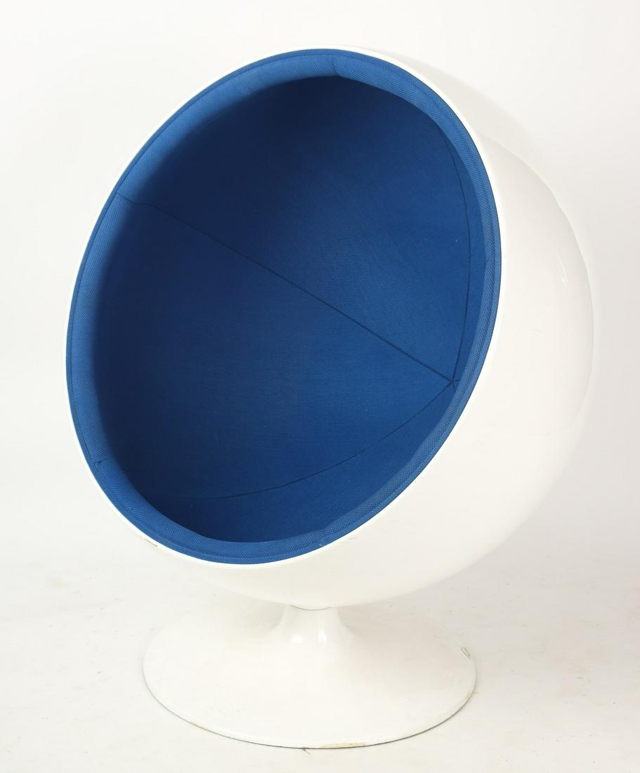 AFTER EERO AARNIO PLASTIC GLOBE CHAIR (1 of 9)