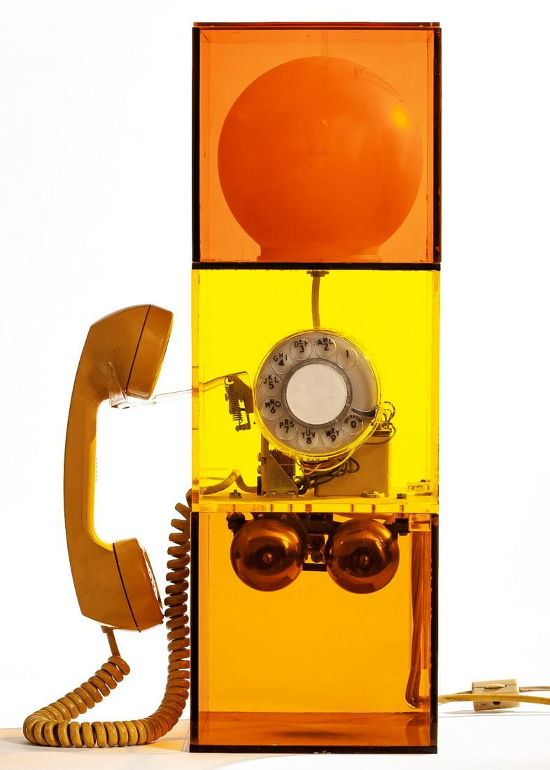 ITT LUCITE TELEPHONE / LAMP circa 1970 (1 of 14)