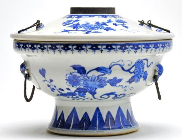 Chinese late 19th century blue and white porcelain: Chinese late 19th century blue and white porcelain floral motif food warmer mounted with wrought bronze handles, 9"w