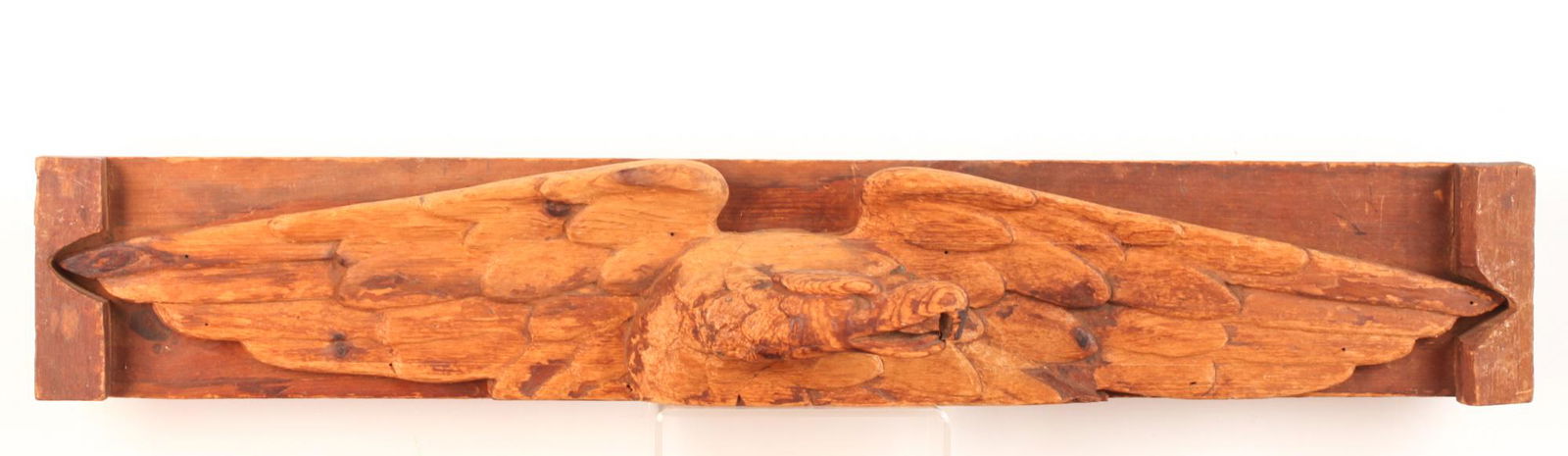 CARVED AMERICAN EAGLE with OUTSTRETCHED WINGS (1 of 19)