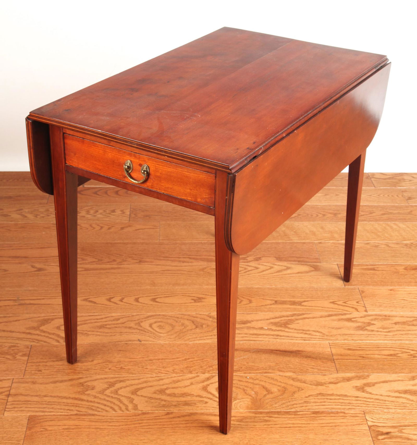 PERIOD HEPPLEWHITE CHERRY WOOD PEMBROKE TABLE (1 of 12)