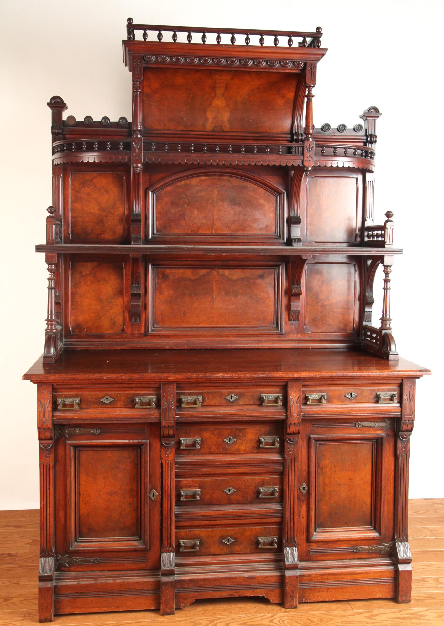 IMPRESSIVE AESTHETIC MOVEMENT HUNT BOARD (1 of 12)