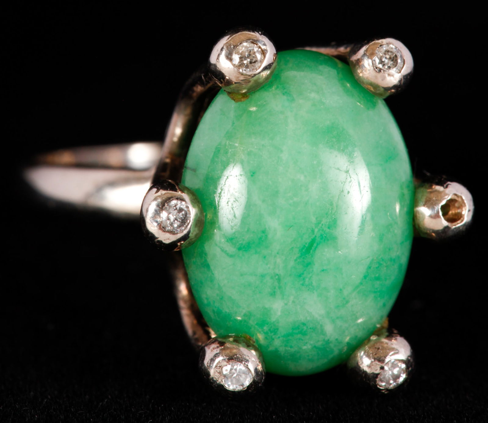 18K WHITE GOLD RING w JADE & DIAMONDS (1 of 9)