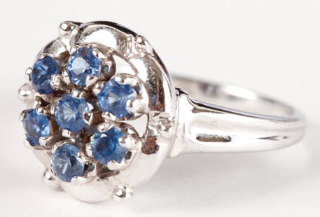 14K TIFFANY & CO WHITE GOLD w SAPPHIRE RING: Ring size approx. 3. Total weight 2.83 dwt.