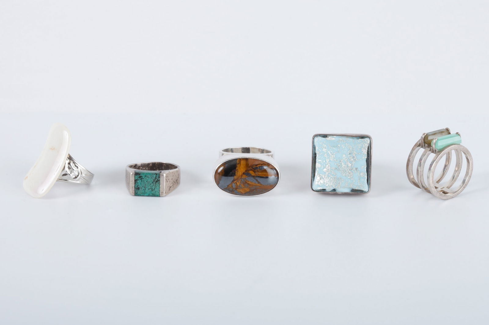 ARTISAN CRAFTED RINGS set with GEMSTONES etc. (1 of 8)