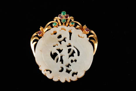 IMPRESSIVE 18k GOLD, JADE and GEMSTONE BROOCH: Unmarked (18k gold tested) 2 3/4 x 2 1/2 inches