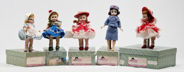 (5) Boxed Madame Alexander Wendy Kins#670,red polka: dot dress, red straw hat very good condition light wear to doll and box - Boxed Alexanderkins #444, red dot dress straw hat light wear to doll and box - Boxed Alexander kins nurse & baby 1963, light w