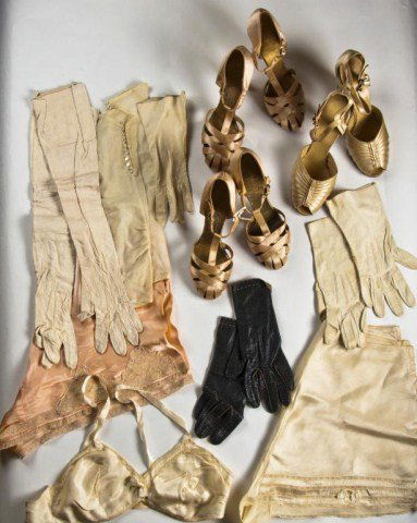 Lot of vintage shoes and ladies clothes: , mostly white