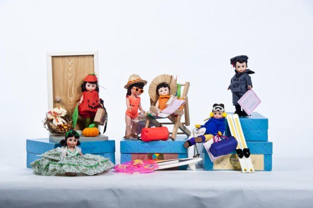 ( 6 ) Madame Alexander doll show lot 'Punkin',: Precious Skis' - Tanya at the Beach', Precious Visits Padre' - 8 " dolls