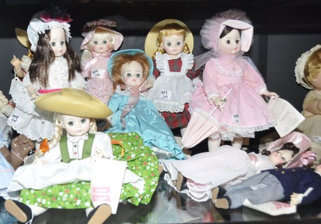 (8) 12" Lucinda #1135-1969, - 14" Portrait Renoir: 1972-87, - 13" Alice -13" Degas - 13" Rebecca - 13" McGuffey ANA - 14" McGuffey ANA - 13" Heidi Madam Alexanders