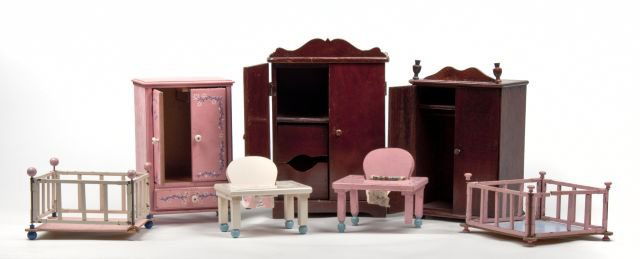 7 pc lot of Doll Furniture - 2 play pens, 3: wardrobes, etc - for Madame Alexander dolls, original box for one set.