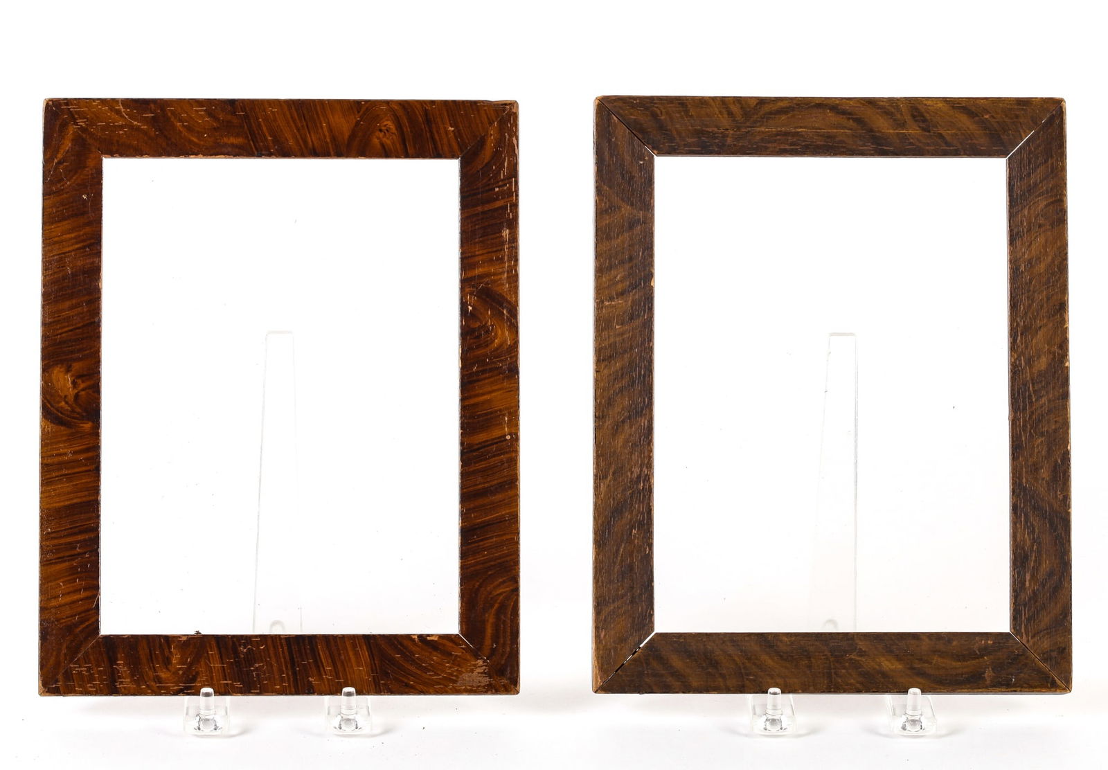PAIR OF GRAIN-PAINTED PICTURE FRAMES (1 of 9)