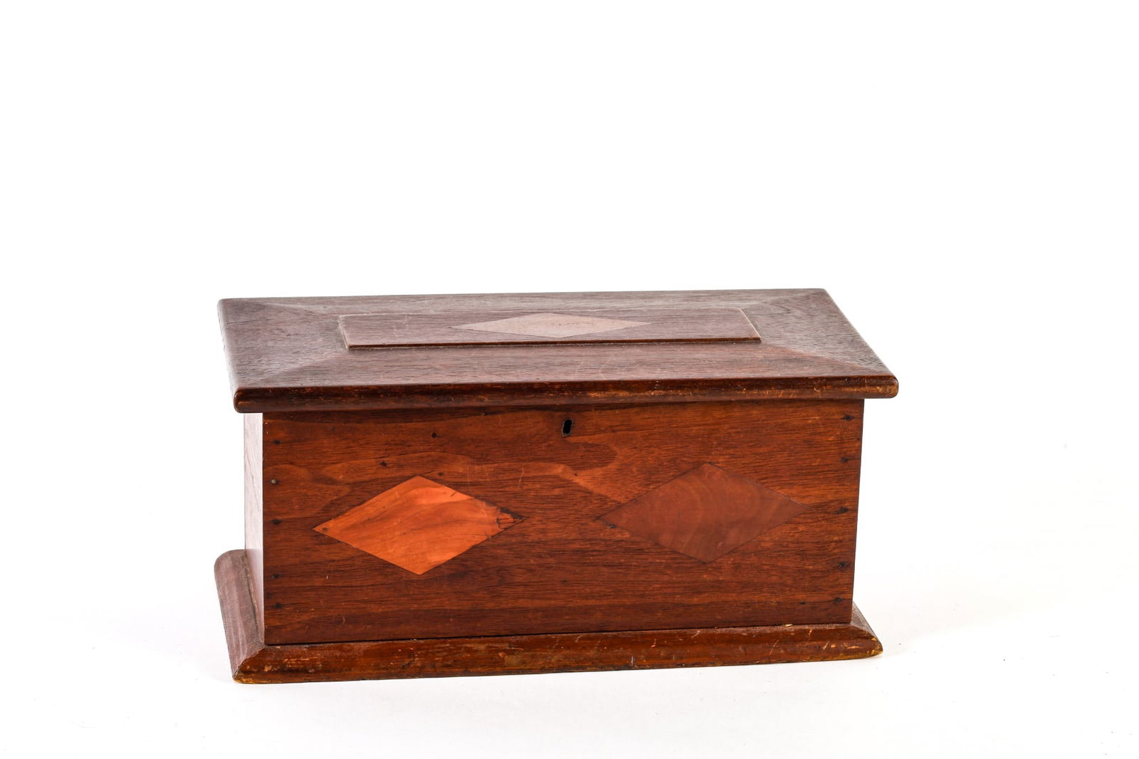MINIATURE BLANKET CHEST: Mahogany chest with diamond inlays, a till, 6 1/2 x 13 x 6 1/2 inches deep.