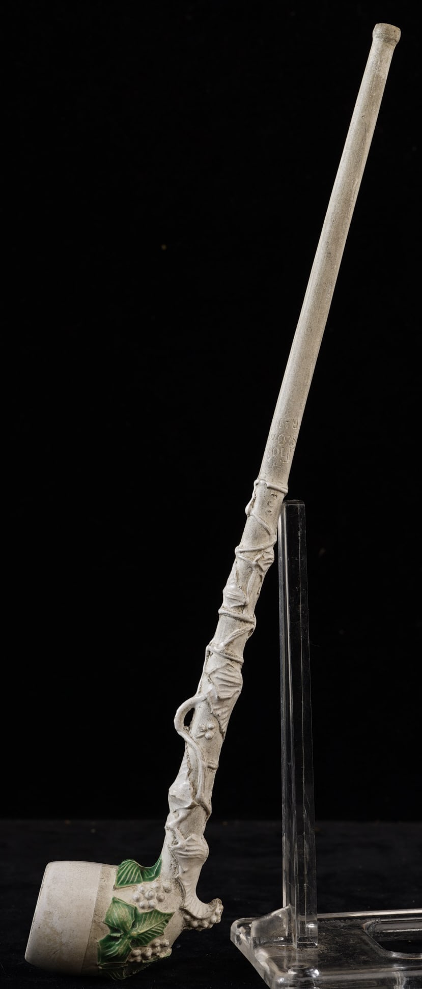 VINTAGE FRENCH CLAY TOBACCO PIPE (1 of 15)