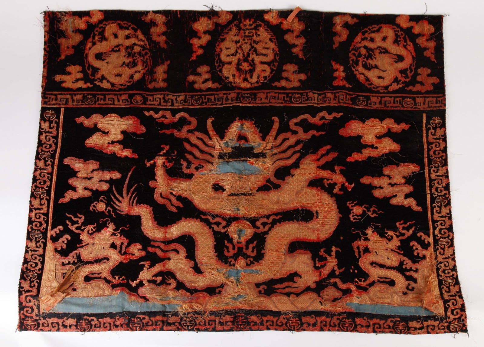 ANTIQUE CHINESE EMBROIDERED SILK DRAGON TEXTILE (1 of 18)