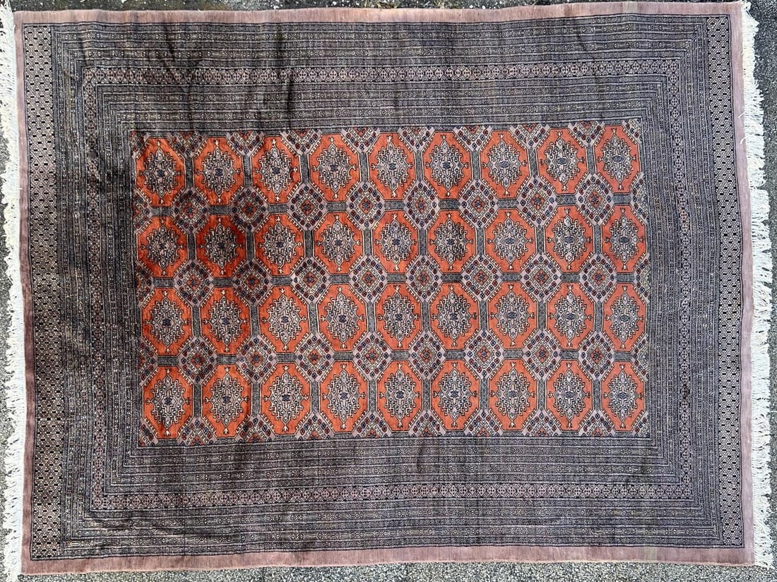 CONTEMPORARY PAKISTANI RUG (1 of 10)