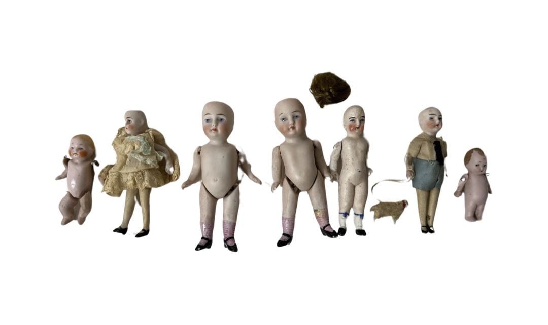 (7) VINTAGE BISQUE DOLLHOUSE DOLLS (1 of 4)