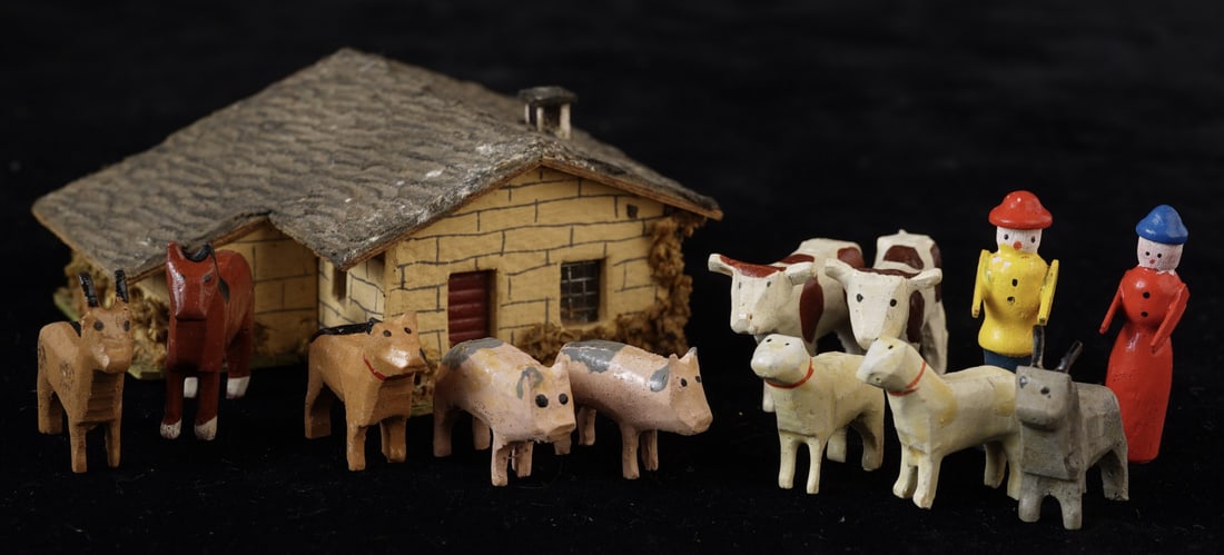 (11) MINIATURE CARVED & PAINTED WOOD FIGURES (1 of 8)