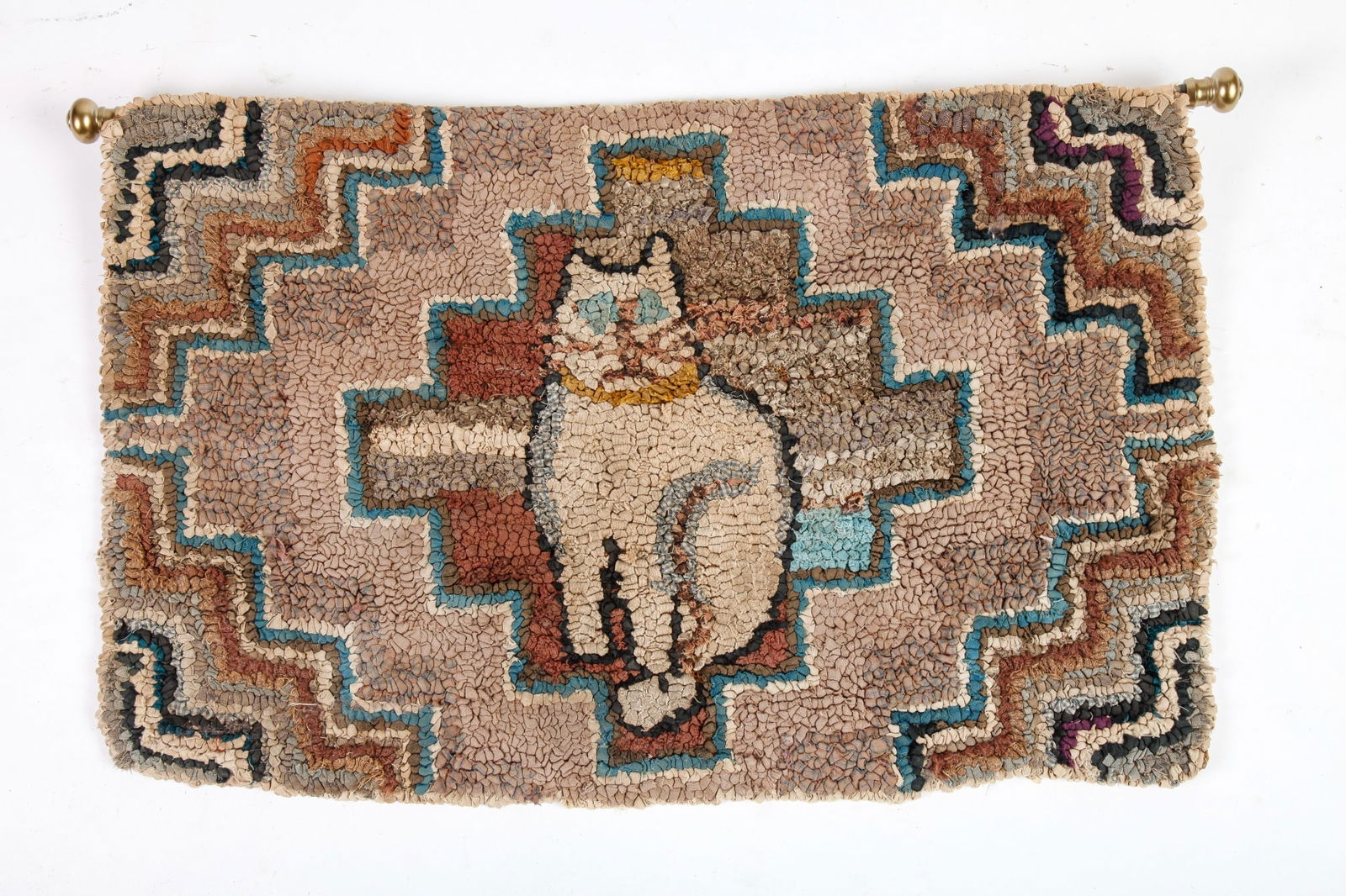 HOOKED MAT with CAT (1 of 8)