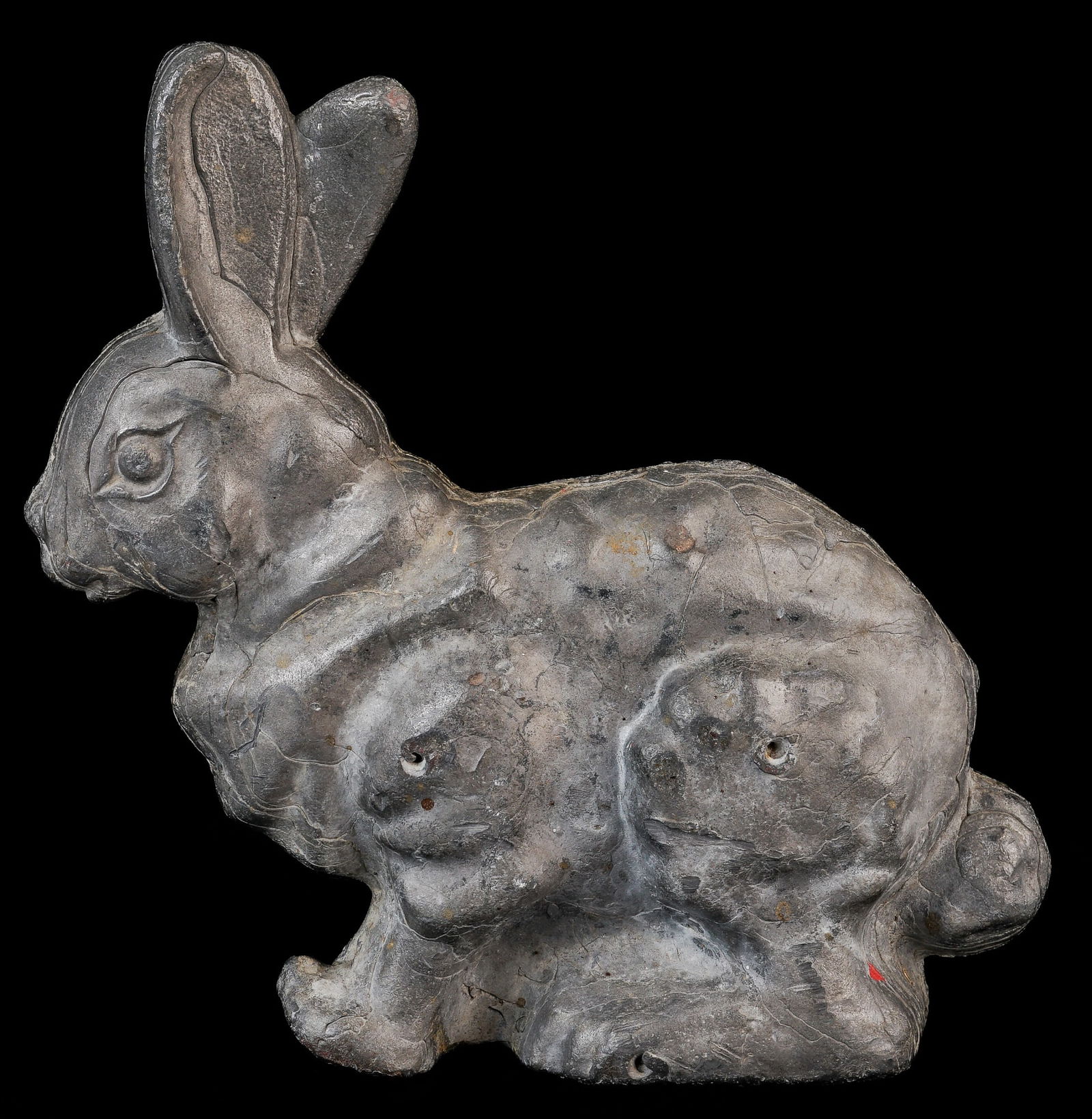 ENGLISH PUDDLE CAST LEAD GARDEN ORNAMENT (1 of 11)