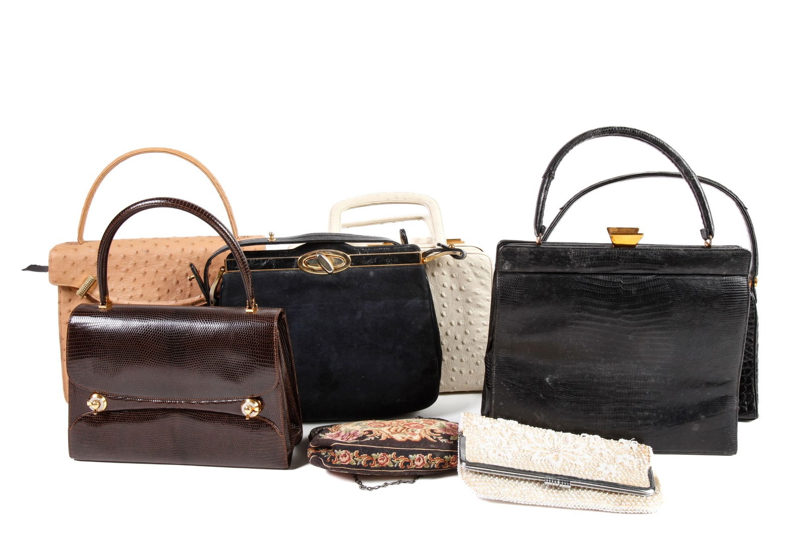 GROUPING OF VINTAGE COUTURE HANDBAGS & PURSES (1 of 9)